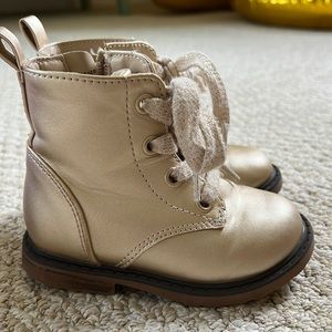 Fall toddler boots